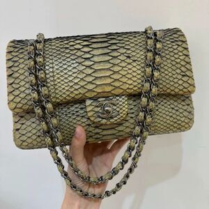 Chanel Women Pre-Loved Bag Very Good Condition